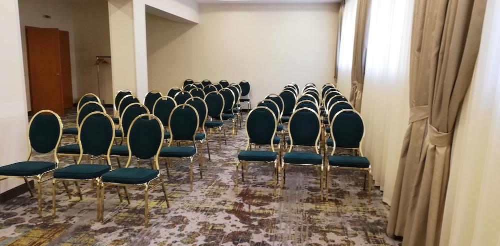 Best Western Hotel Turist Σκόπια Εξωτερικό φωτογραφία