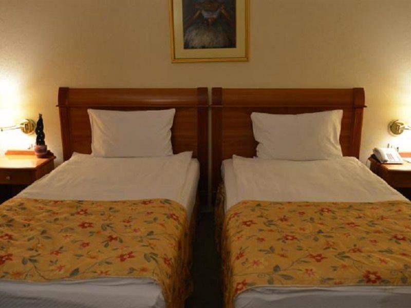 Best Western Hotel Turist Σκόπια Εξωτερικό φωτογραφία