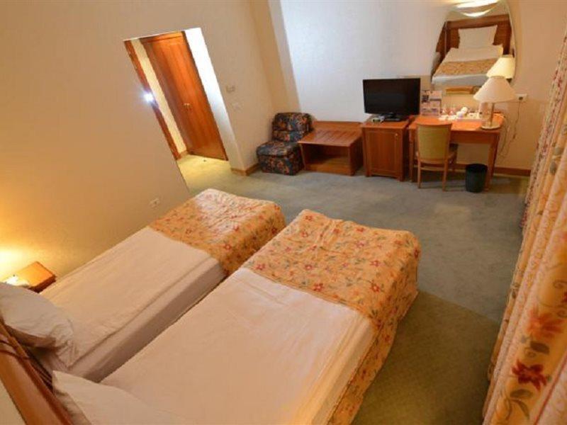 Best Western Hotel Turist Σκόπια Εξωτερικό φωτογραφία